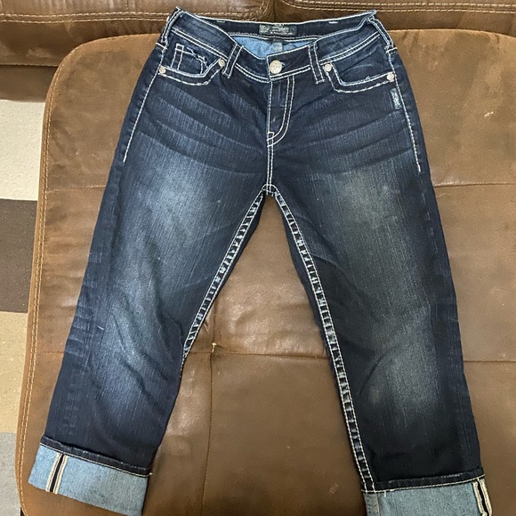 Silver jean capris, only worn once. Great quality! - Picture 2 of 4